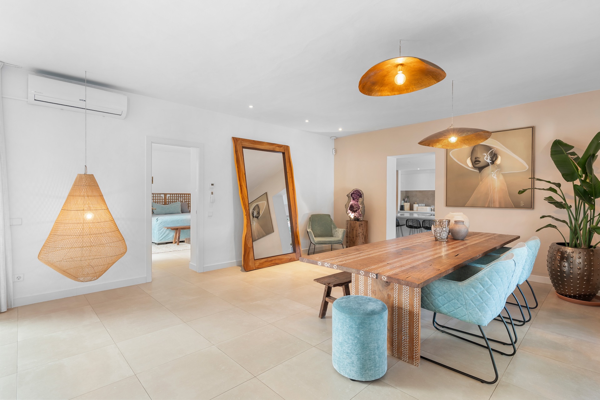 Resa Estates Paco for sale te koop finca paddel Ibiza living 2.jpg